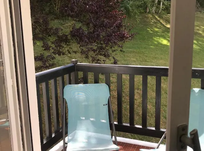 Entre Foret Et Au Calme * トルヴィル＝シュル＝メール